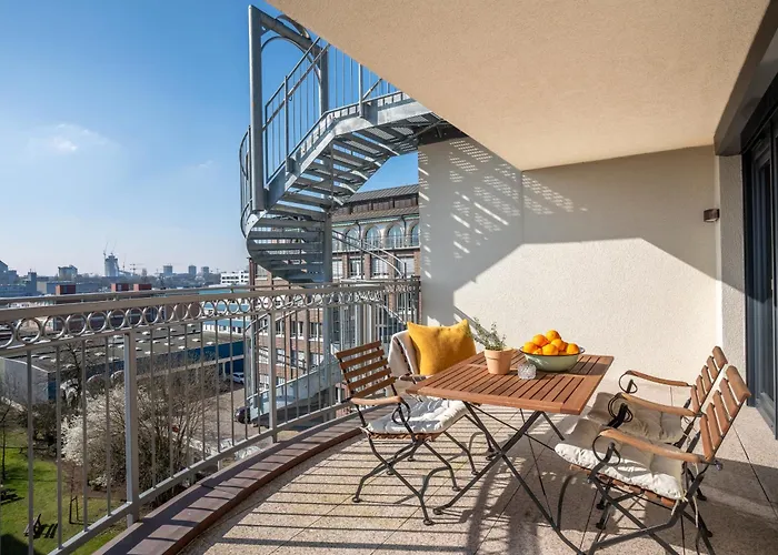 Cls Moderne City-Wohnung Hamburg Tiefgarage, E-Laden, Balkon, Parken, Blick Ueber Hamburg, Cafe Im Haus, Bus Gegenueber, Flex Check In