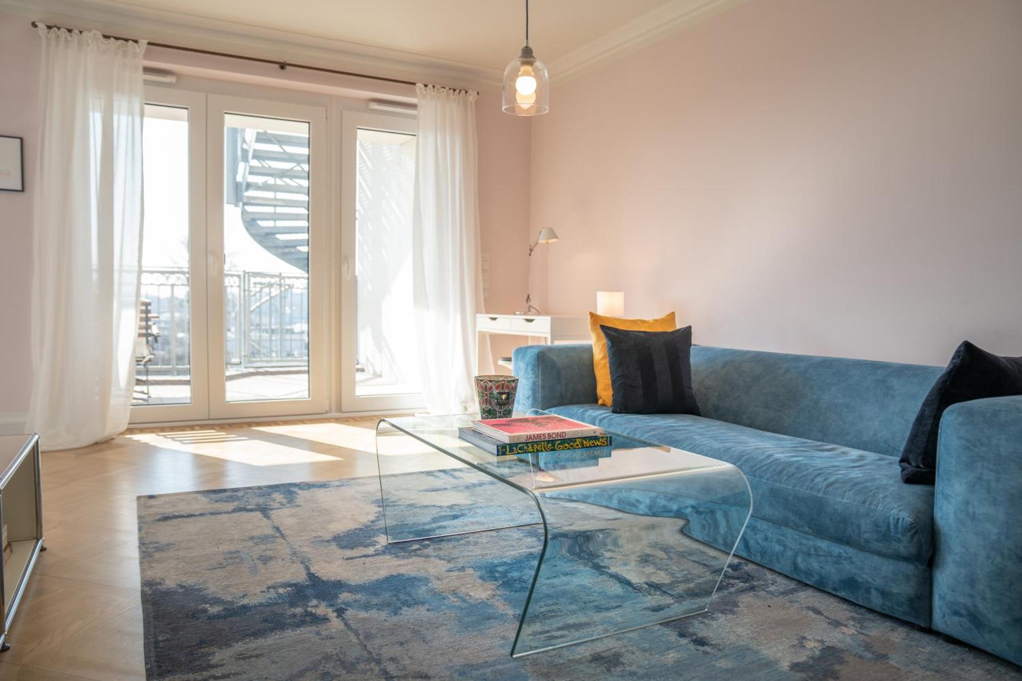 Appartement Cls Moderne City-wohnung Tiefgarage, E-laden, Balkon, Parken, Blick Ueber Hamburg, Cafe Im Haus, Bus Gegenueber, Flex Check In Hambourg
