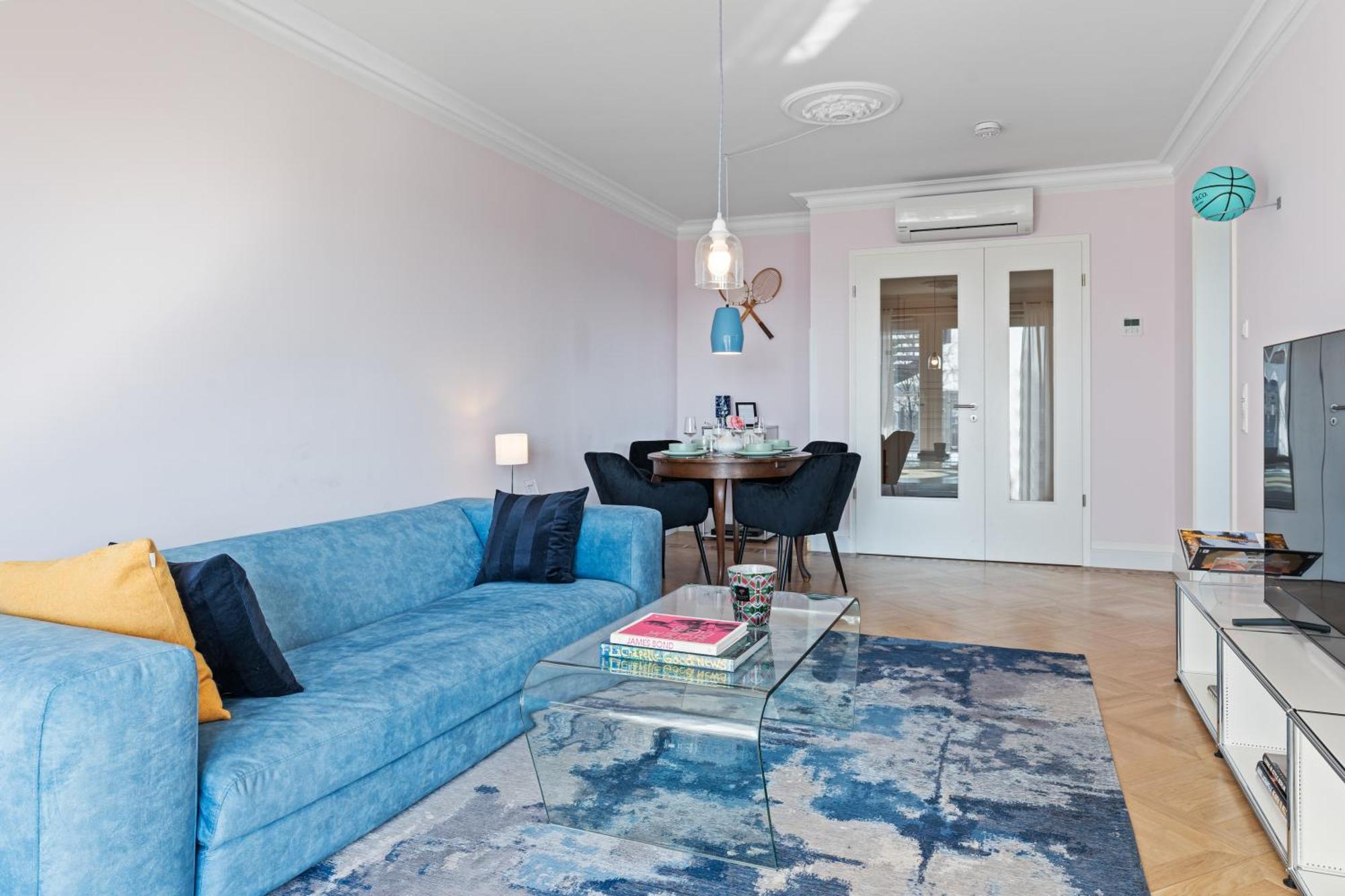 Appartement Cls Moderne City-wohnung Tiefgarage, E-laden, Balkon, Parken, Blick Ueber Hamburg, Cafe Im Haus, Bus Gegenueber, Flex Check In